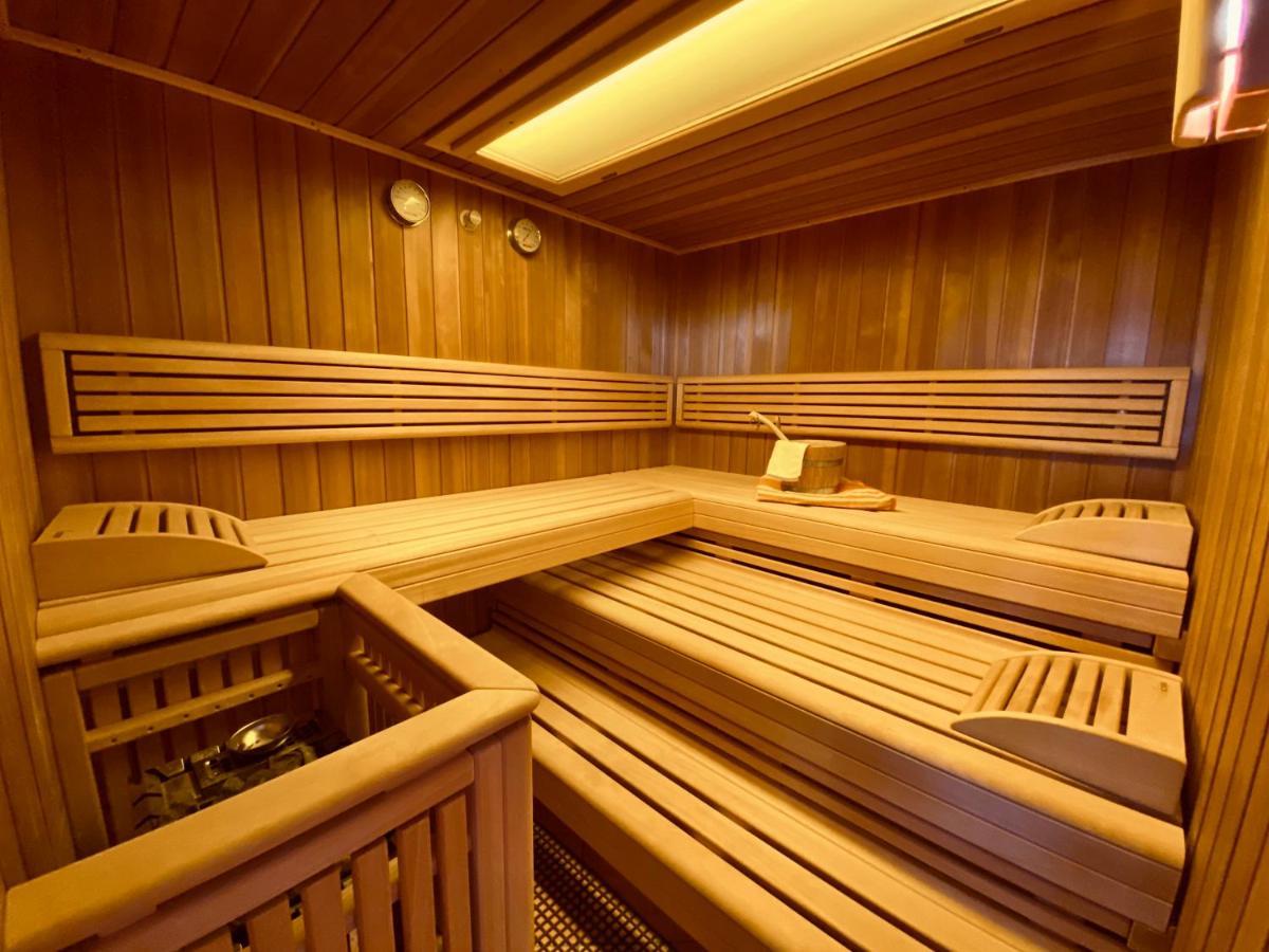 Private Spa Mit Sauna Und Whirlpool Schrozberg Extérieur photo